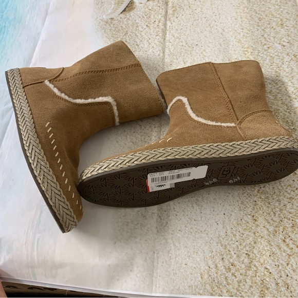 UGG Ailish Women's Shoes - Picture 9 of 13